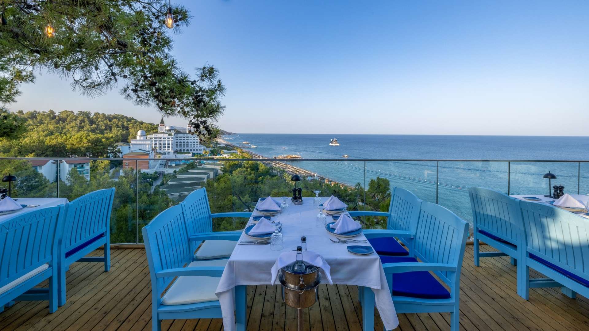 Nirvana Dolce Vita - Pescatore Restaurant