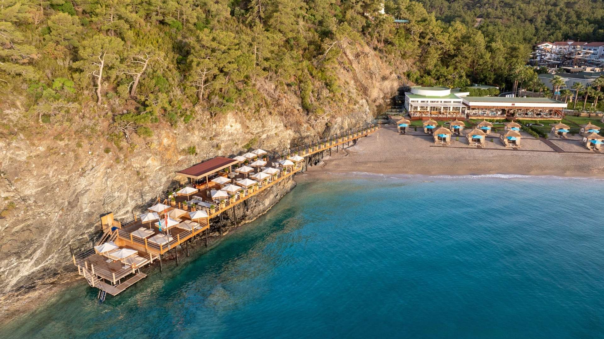 Nirvana Dolce Vita - The Vista & Sea Club